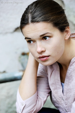 Zoe Moore Zoe Moore